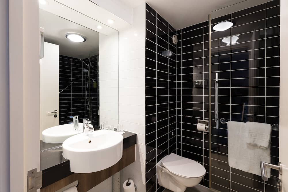 ホリデイ イン エクスプレス ロンドン ヒースロー T5 バイ IHG 写真