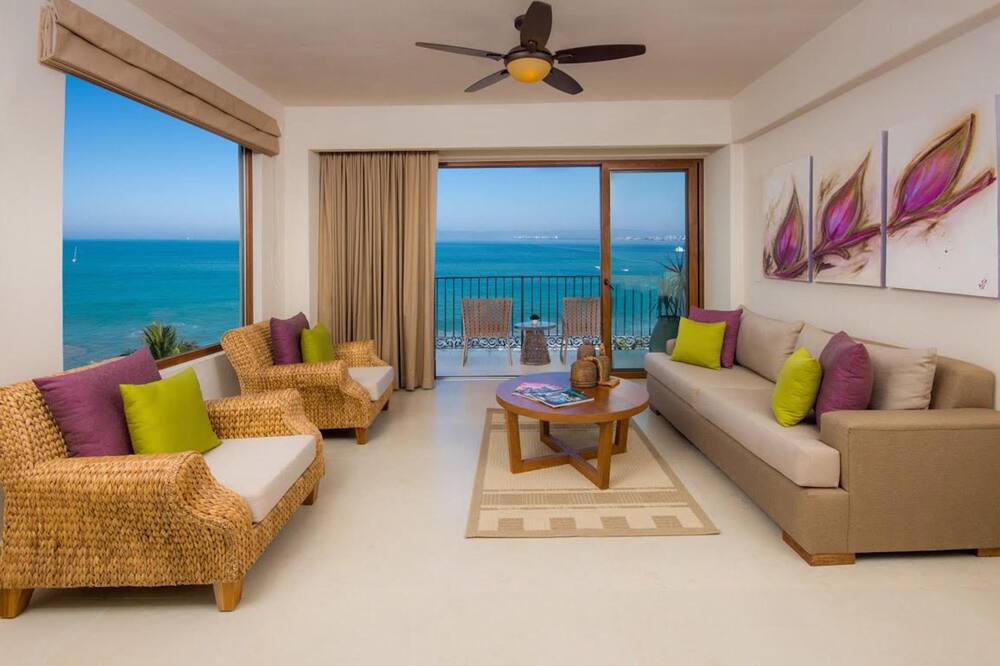 Almar Resort Luxury LGBT Beach Front Experience - Adults Only 写真