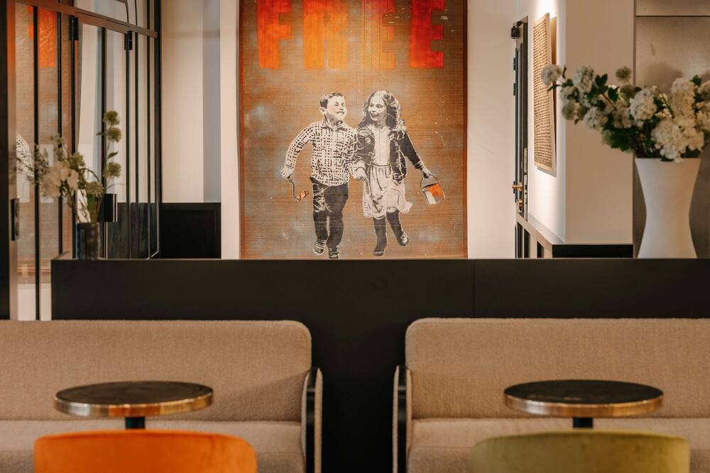 マーティー  ホテル ボルドー  タペストリー コレクション バイ ヒルトン 写真