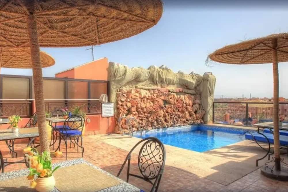 ホテル モント ギリーズ 写真