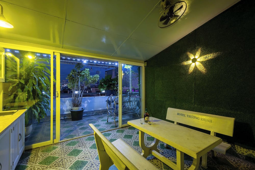 チュオン ティン ホテル 写真