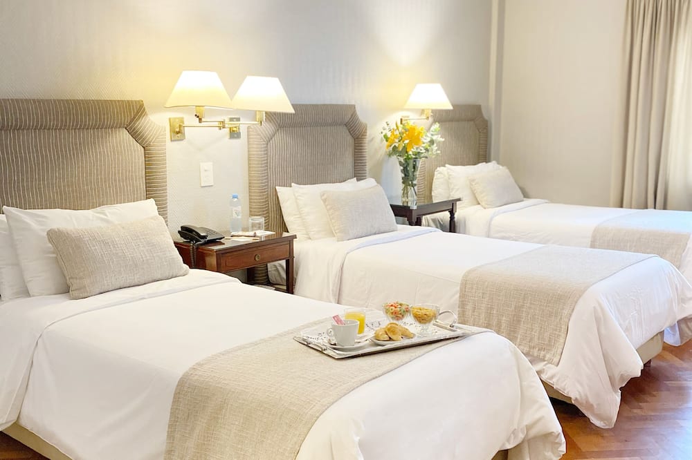 ラファイエット ホテル 写真