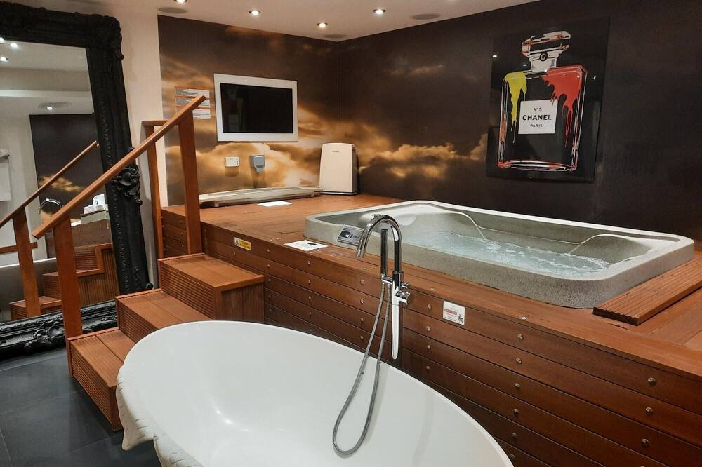 ザ エキジビショニスト ホテル バイ ザキーコレクションズ 写真