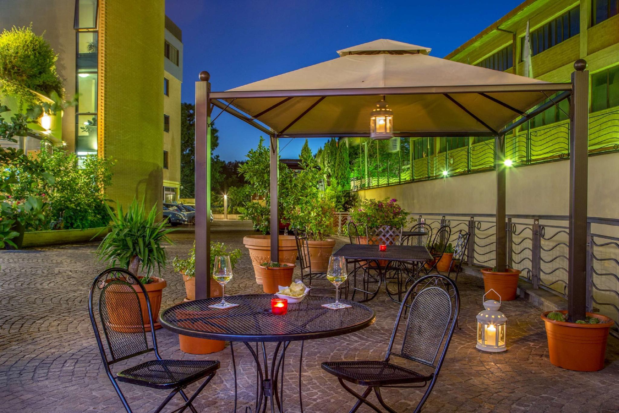 ベスト ウェスタン ブル ホテル ローマ 写真