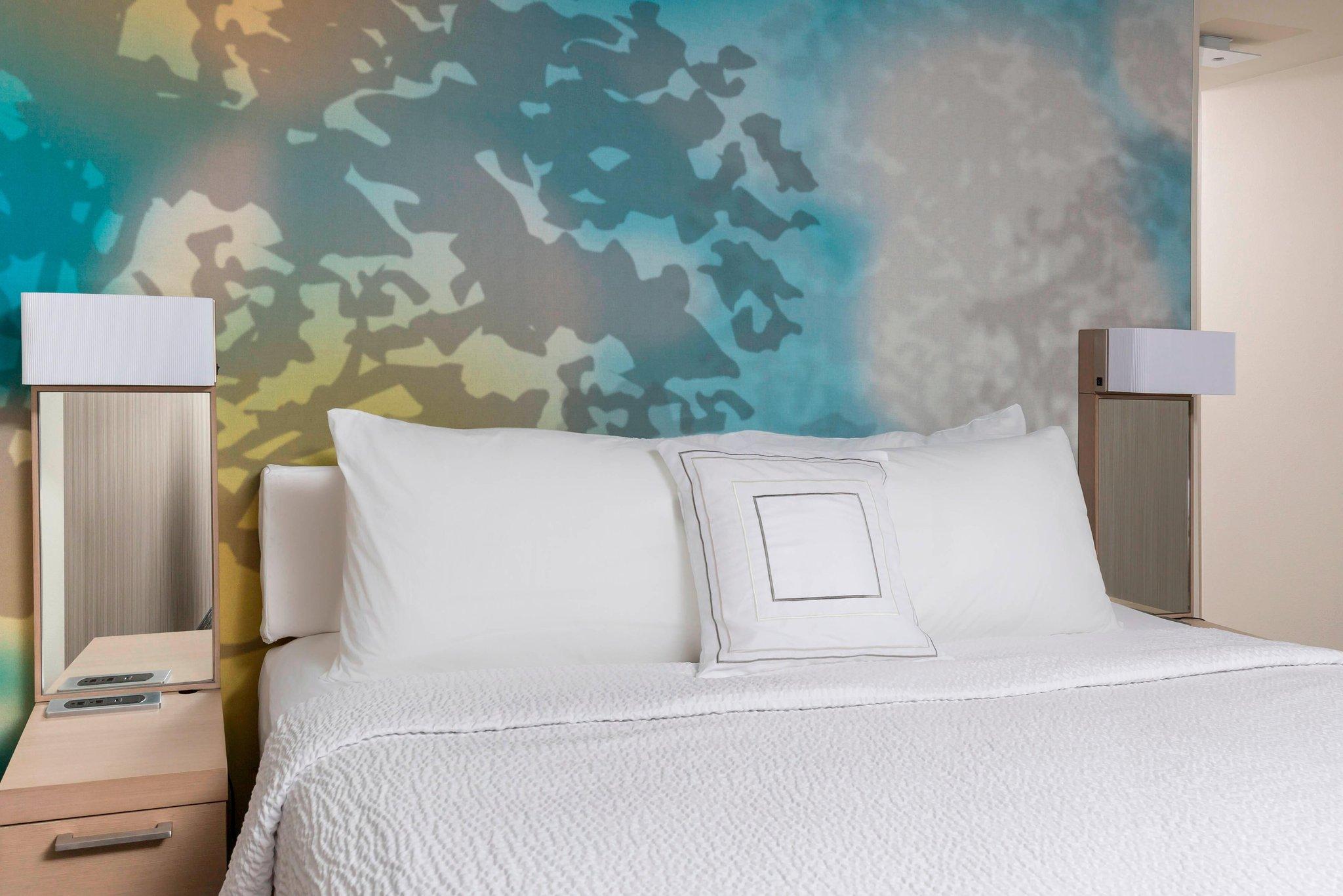 Courtyard by Marriott Bismarck North 写真