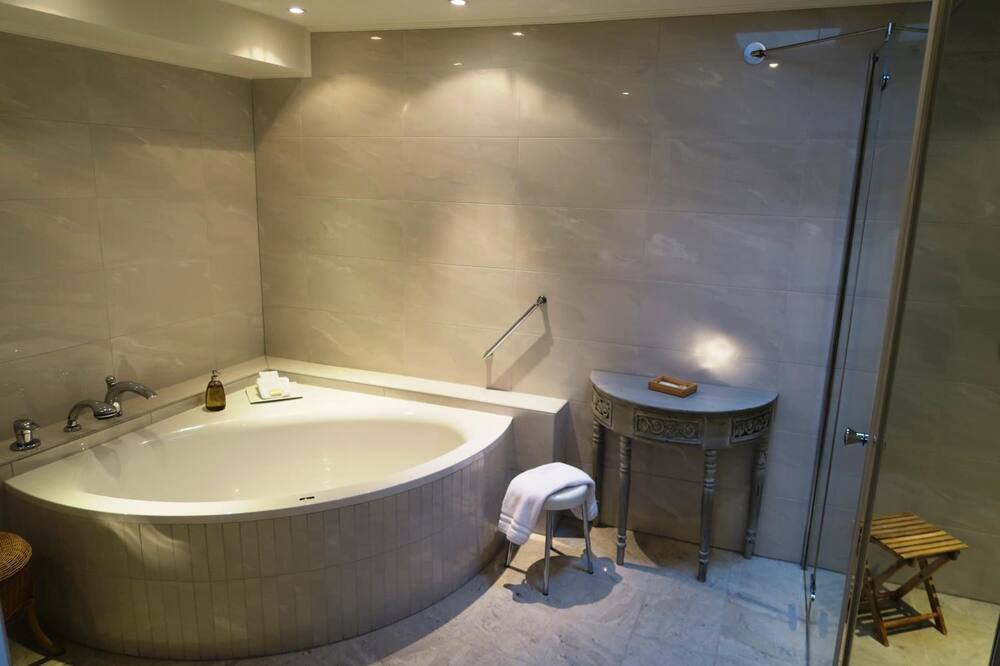 ホテル ドゥ ラ ガイシェル 写真