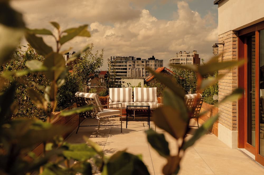 9 ホテル シェルトン 写真