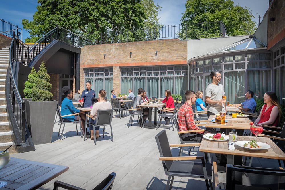 クレイトン ホテル ボールズブリッジ 写真