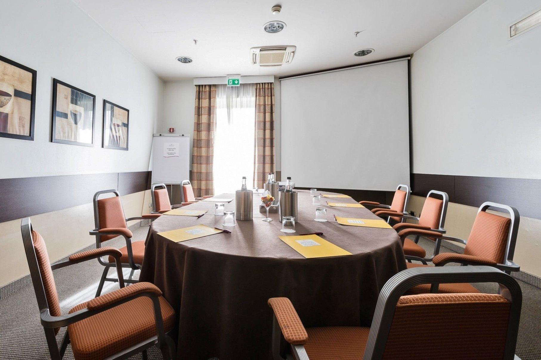 クラウン プラザ ミラノ マルペンサ エアポート バイ IHG 写真