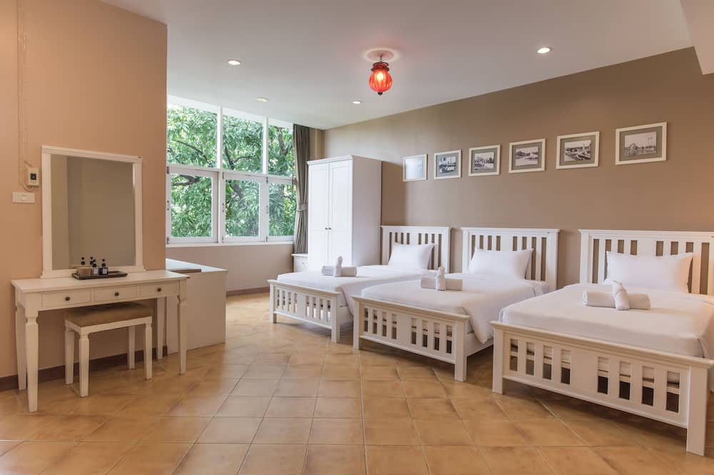 ファンナコンバルコニー 写真