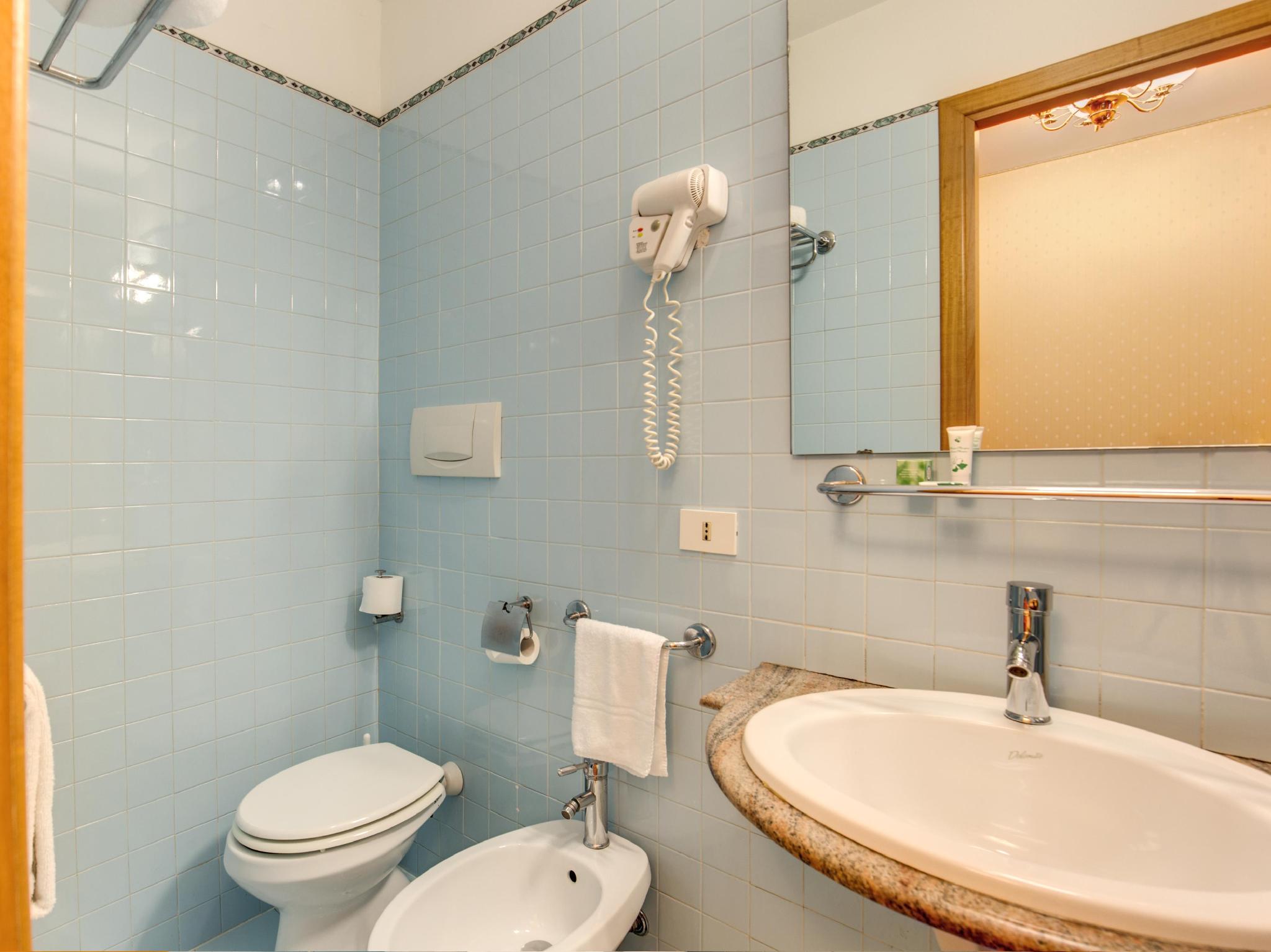 フラワー ガーデン ホテル 写真