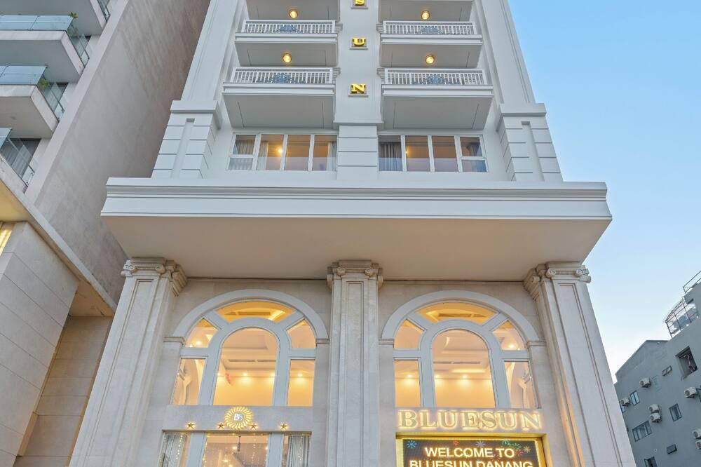 ブルーサン ダナン ビーチ ホテル 写真