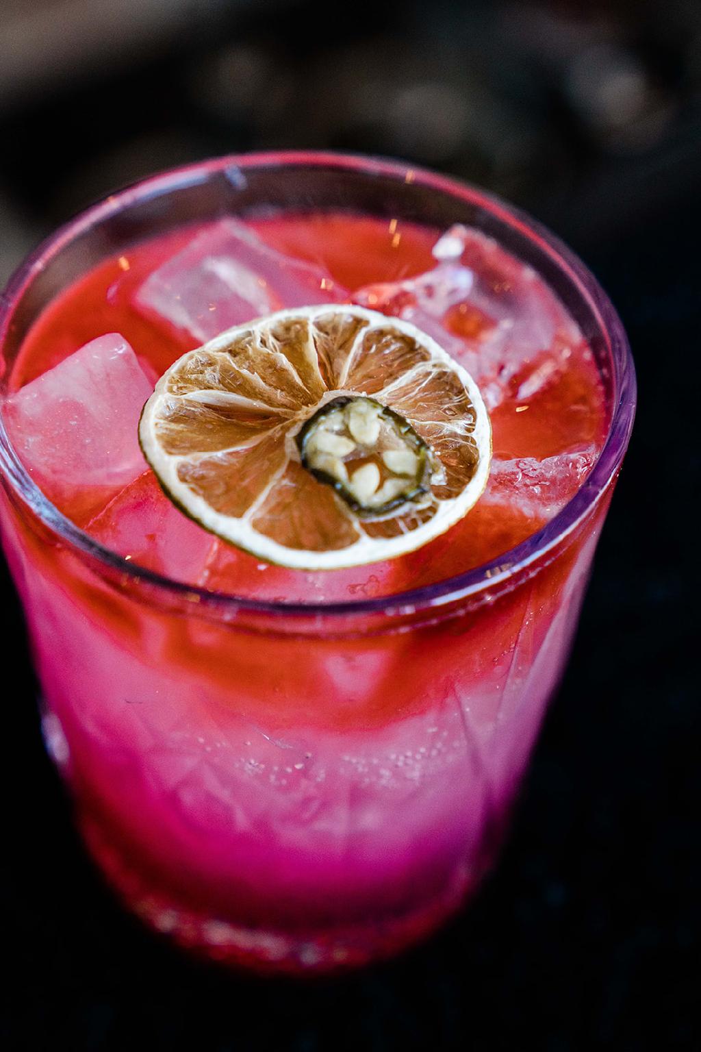 マンタレー ニンガルー ビーチ リゾート 写真