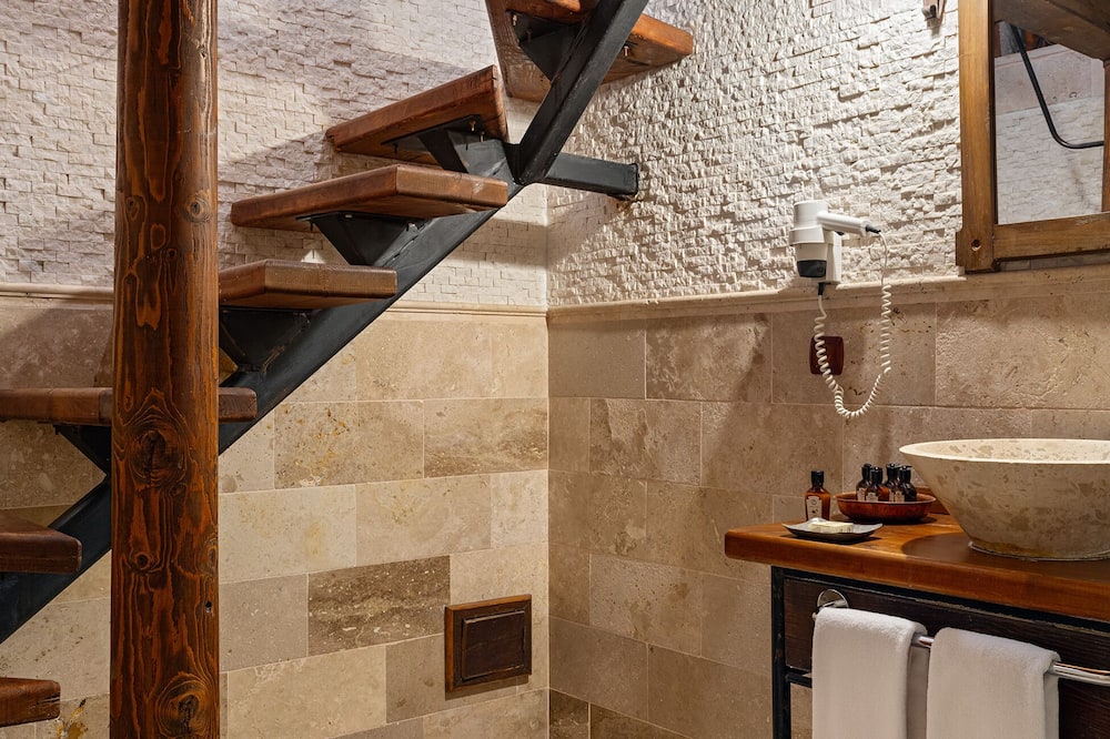 ケレベクスペシャルケイブホテル＆スパ 写真