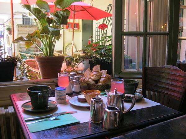 オテル ル ヴュー カレ 写真