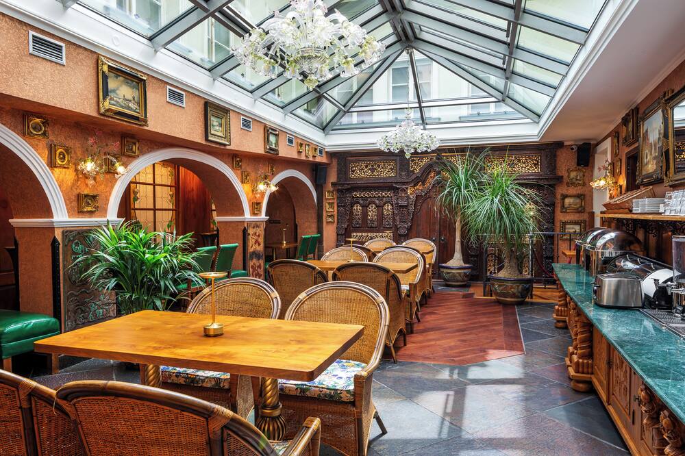 U ズラティホ ストロム ホテル 写真