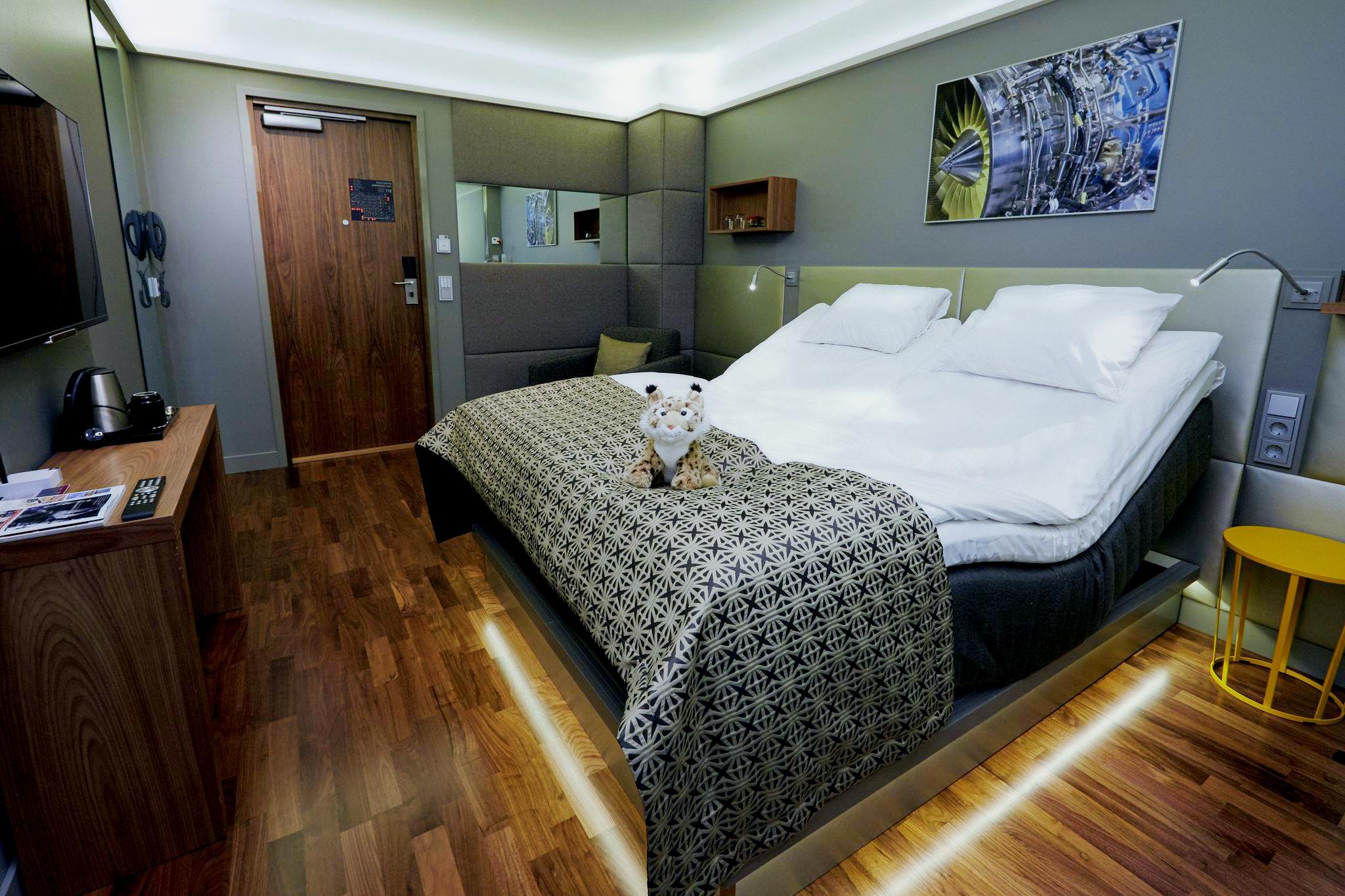 グロ ホテル エアポート 写真