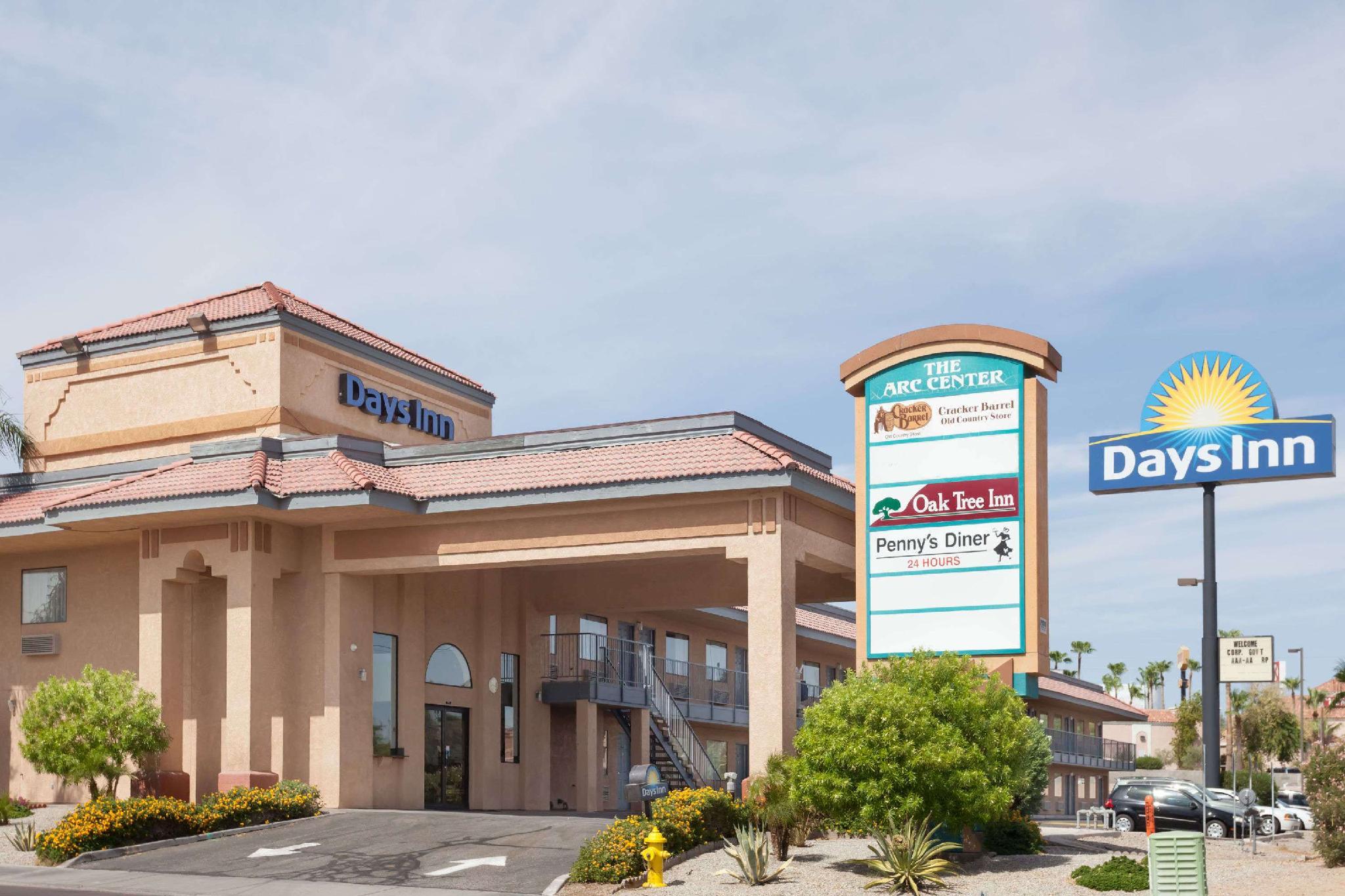 デイズ イン バイ ウィンダム ユマ 写真