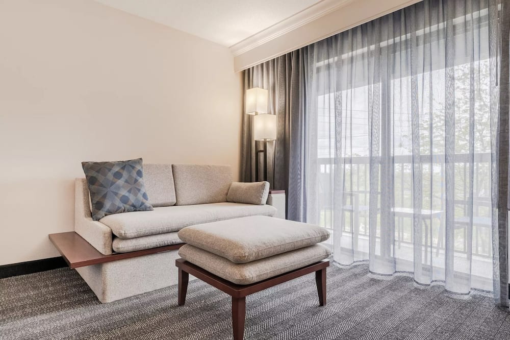 Courtyard by Marriott Burlington Williston 写真
