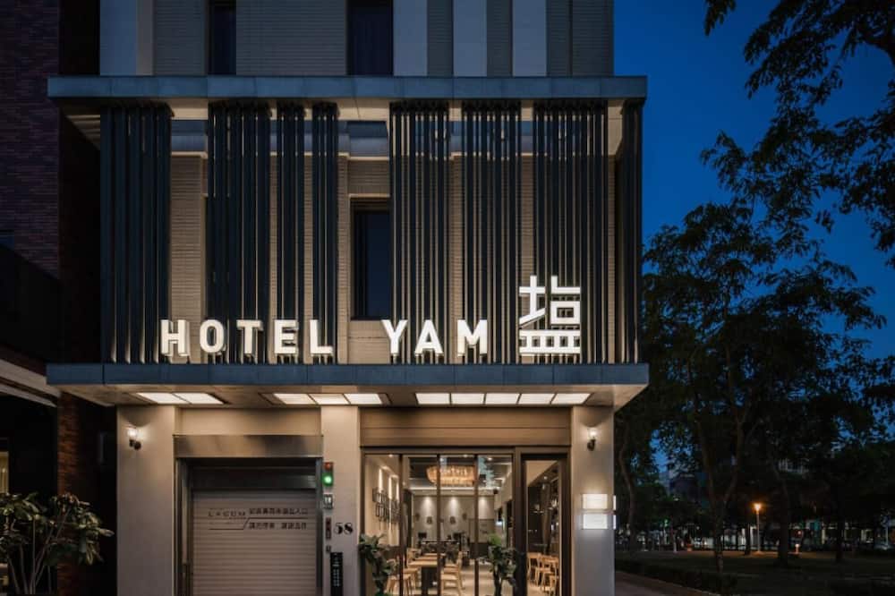 ホテル ヤン ラゴム 写真