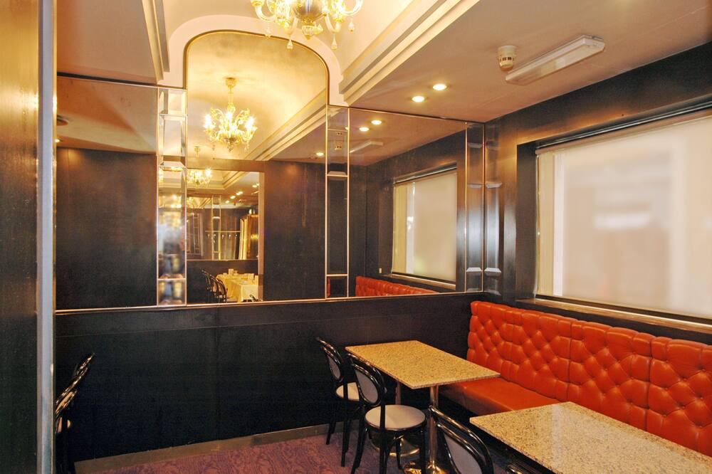 ホテル チェントラーレ バイロン 写真