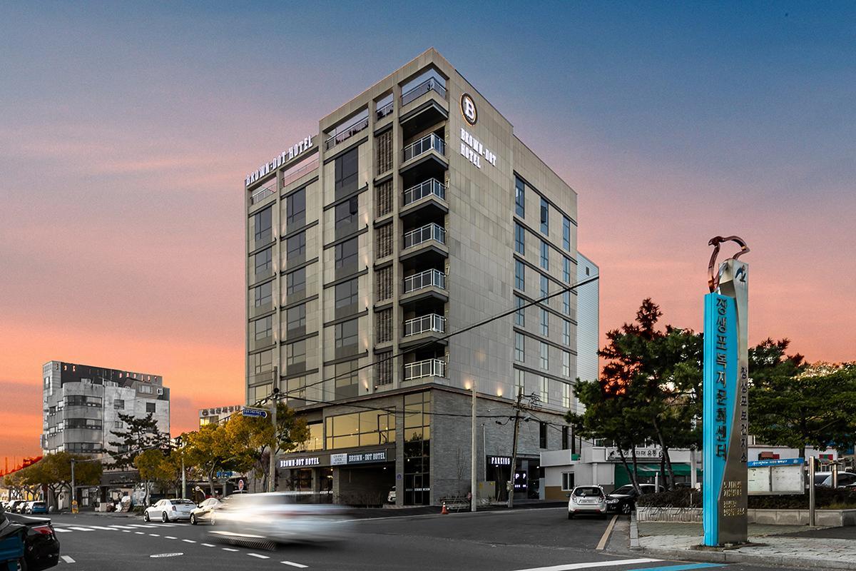 ブラウンドット ホテル ウルサン ジャンサエンポ 写真