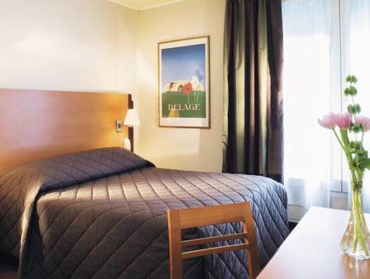 オテル デュ リオン 写真