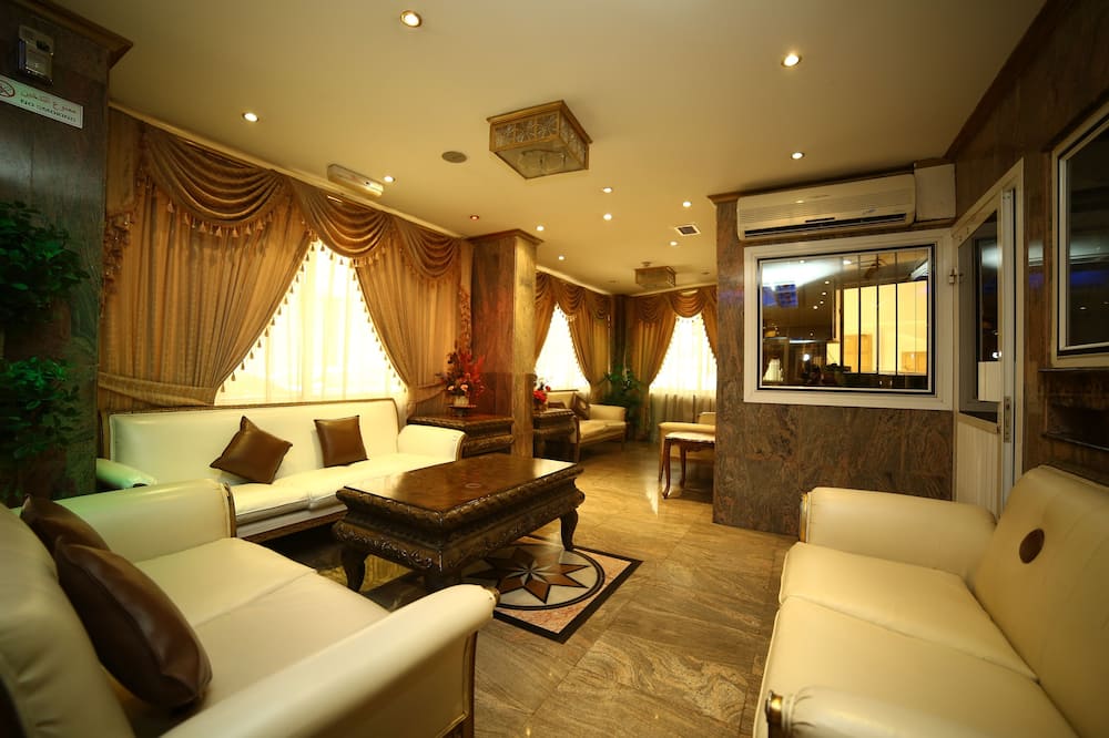 アウォル ホテル 写真