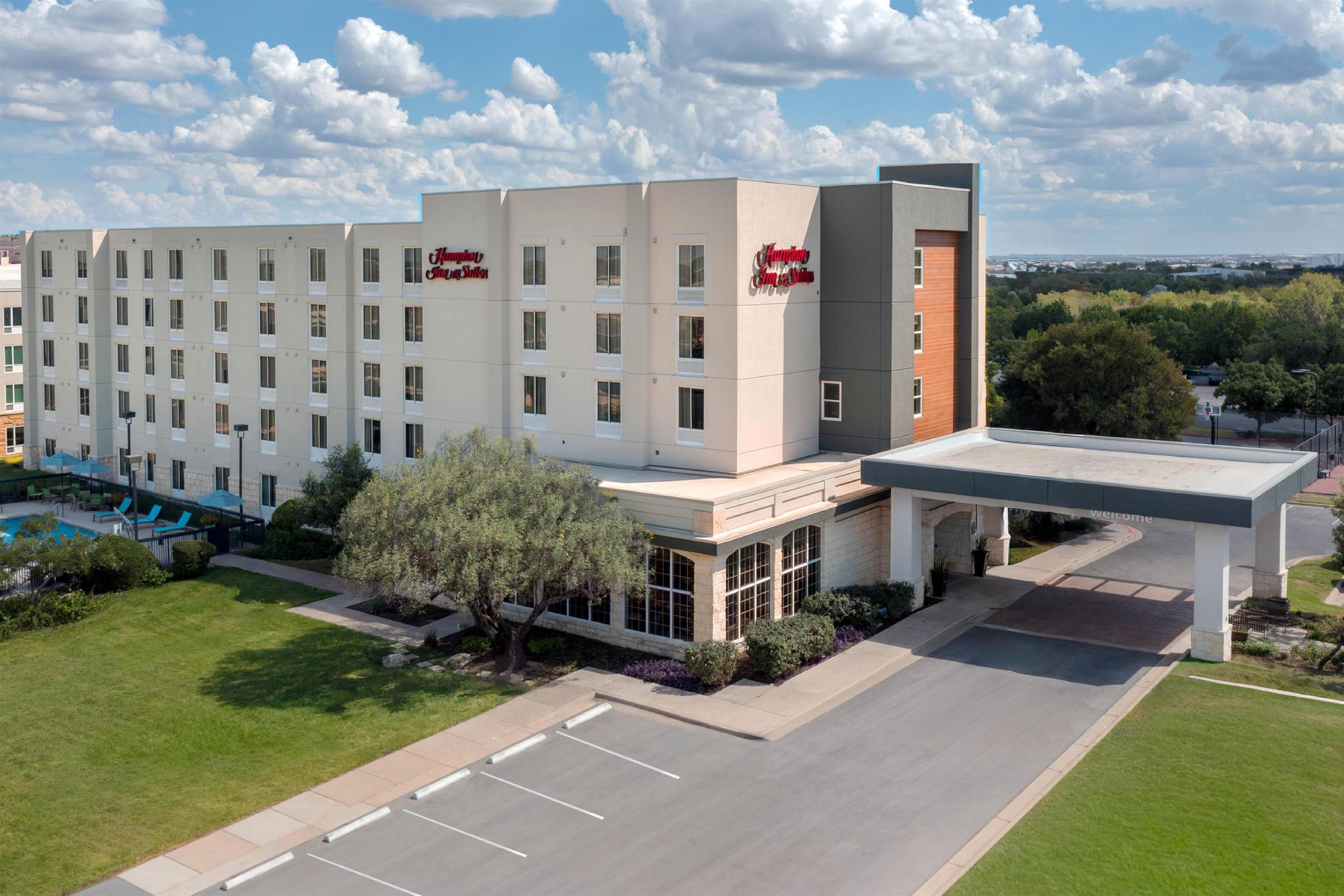 Hampton Inn & Suites Austin-Airport 写真