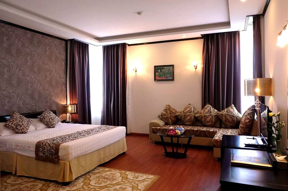 ゴールデン ハロン ホテル 写真