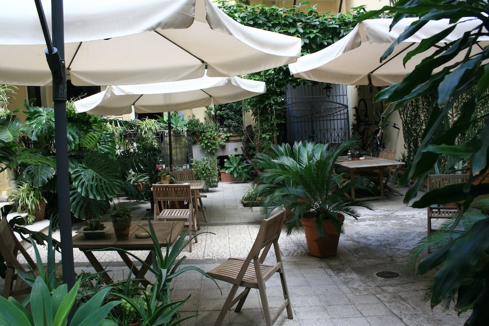 サ バルベーロ チャルメ B & B 写真