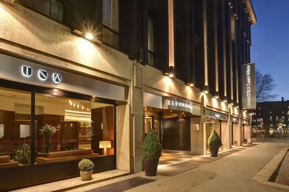 ウナ ホテルズ クザーニ ミラノ 写真