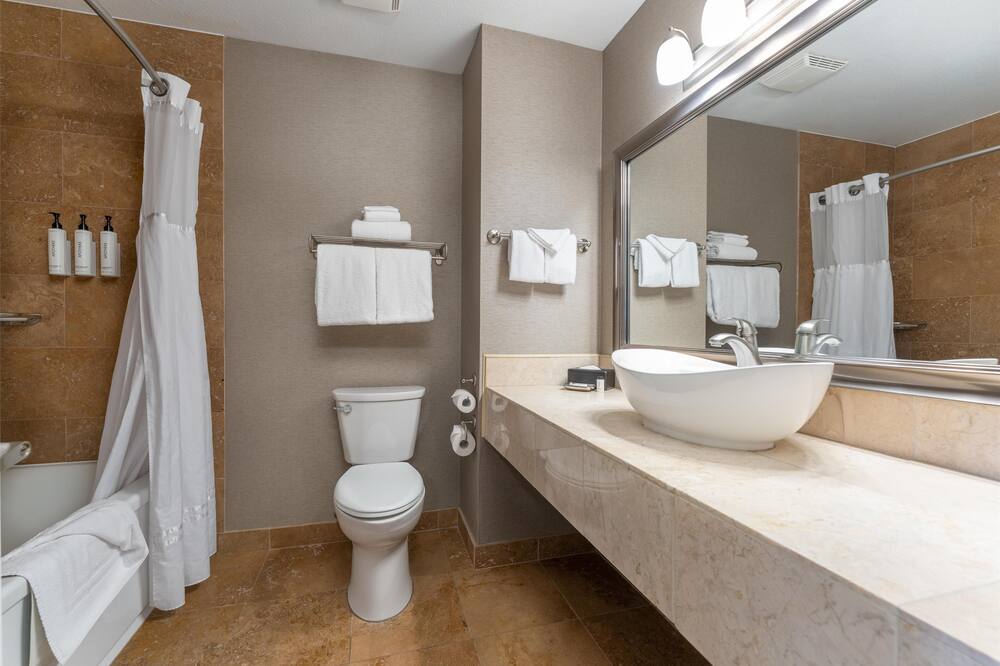 プレステージ ラデウム ホット スプリングス  リゾート ワールドホテルズ クラフテッド 写真