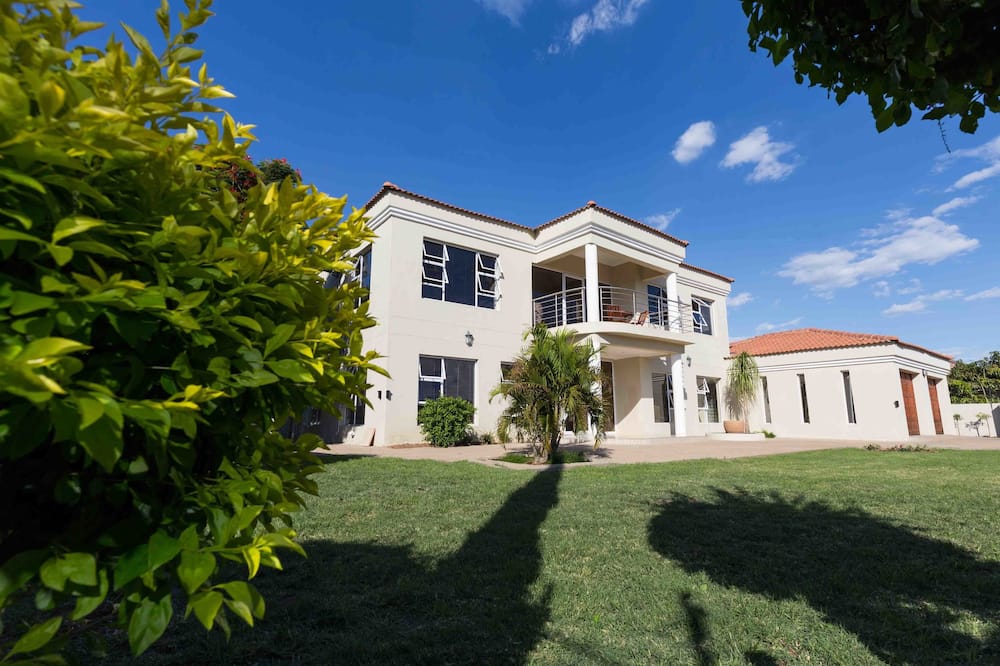 ザ スタジオ ゲスト ハウス 写真