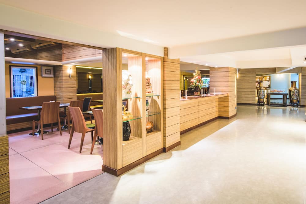 ニュー スアンマリ ホテル 写真