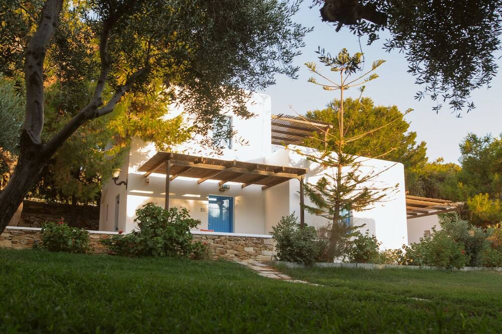 Far Out Village Hotel 写真