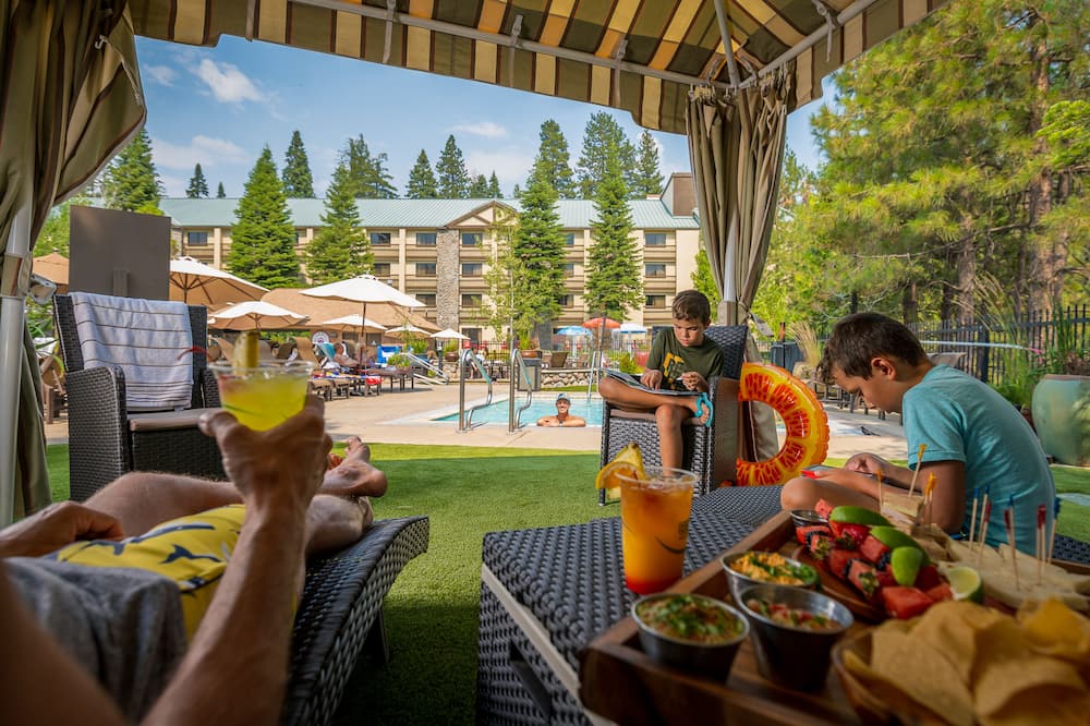 Tenaya Lodge at Yosemite 写真