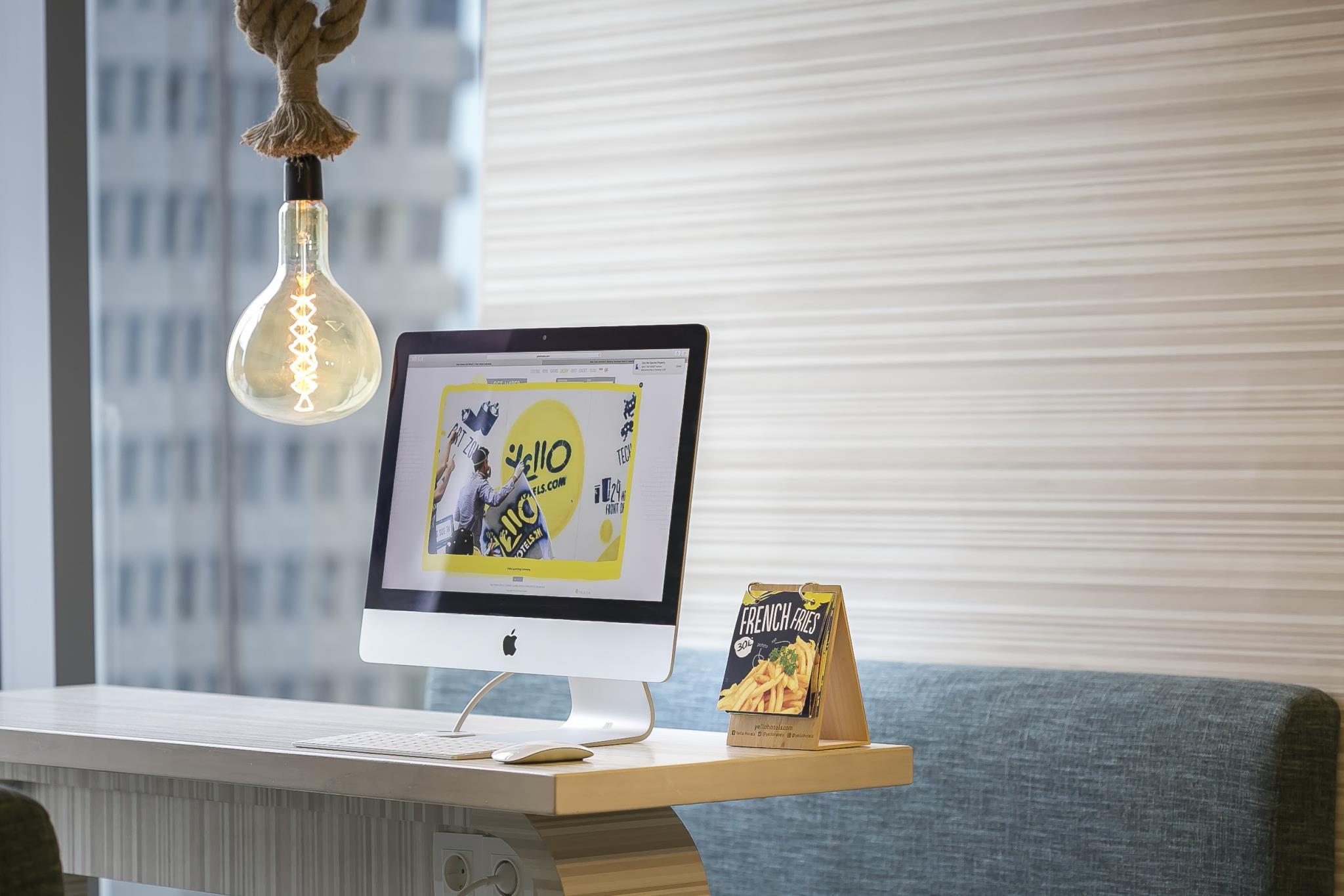 イエロー ホテル ハルモニ 写真