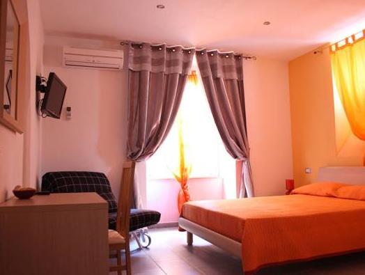 アッフィッタカーメレ ルナーマル 写真