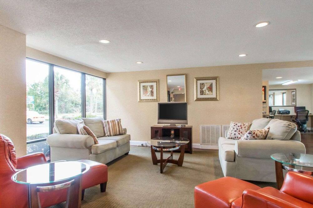 クオリティ イン & スイーツ リッジランド 写真