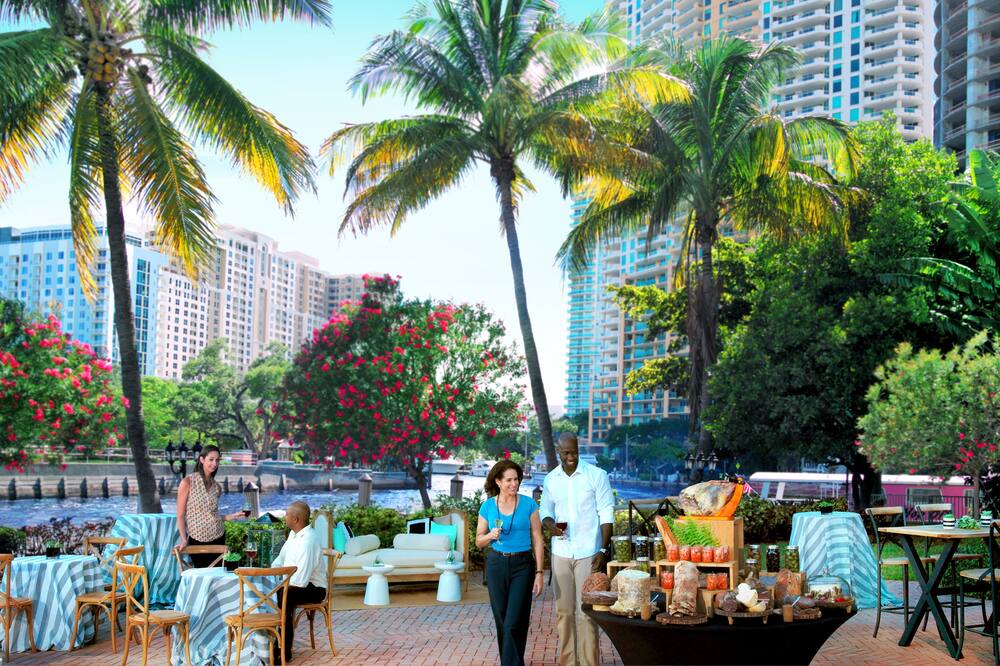 リバーサイド ホテル 写真