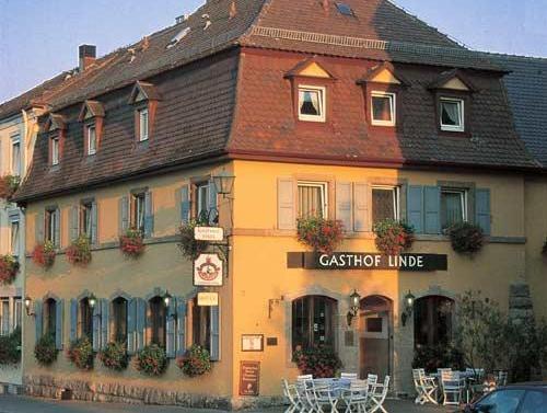 ホテル ガストホフ ツア リンデ 写真