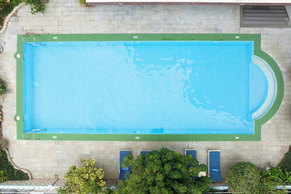 ニャチャン ロッジ ホテル 写真