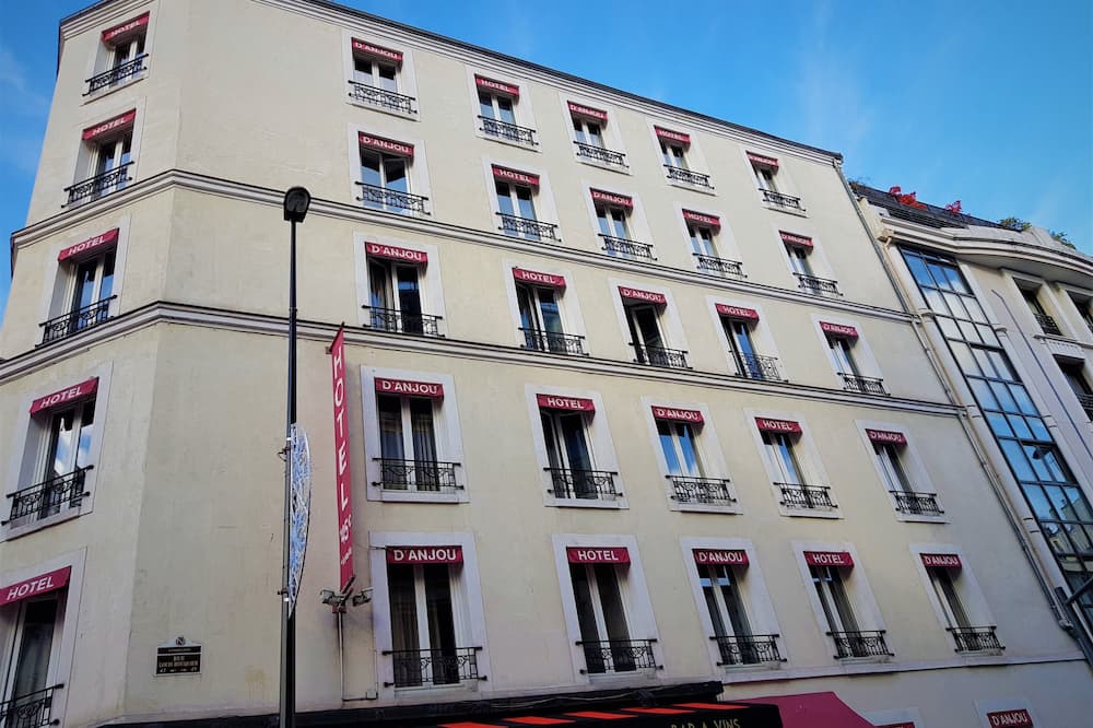 ホテル ダンジュー 写真