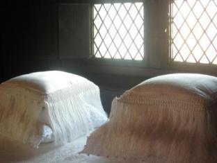 ゲスト ハウス ニュイ ブランシュ 写真