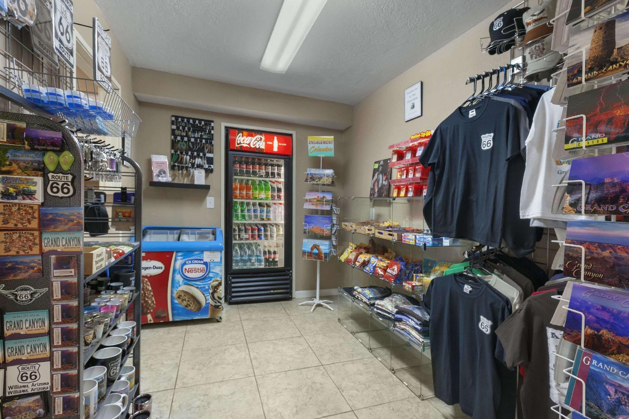 デイズ イン バイ ウィンダム ウィリアムズ 写真