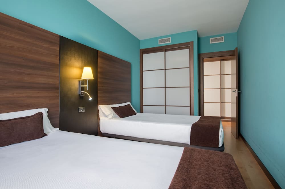 ホテル ユーロスターズ レイ フェルナンド II 写真