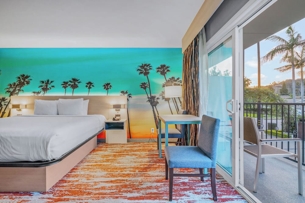 アバニア イン オブ サンタ バーバラ 写真