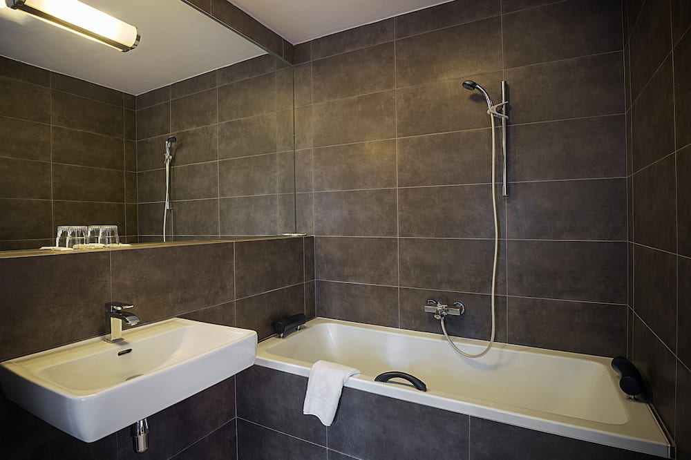 ウ トゥリ ブブニュー 写真