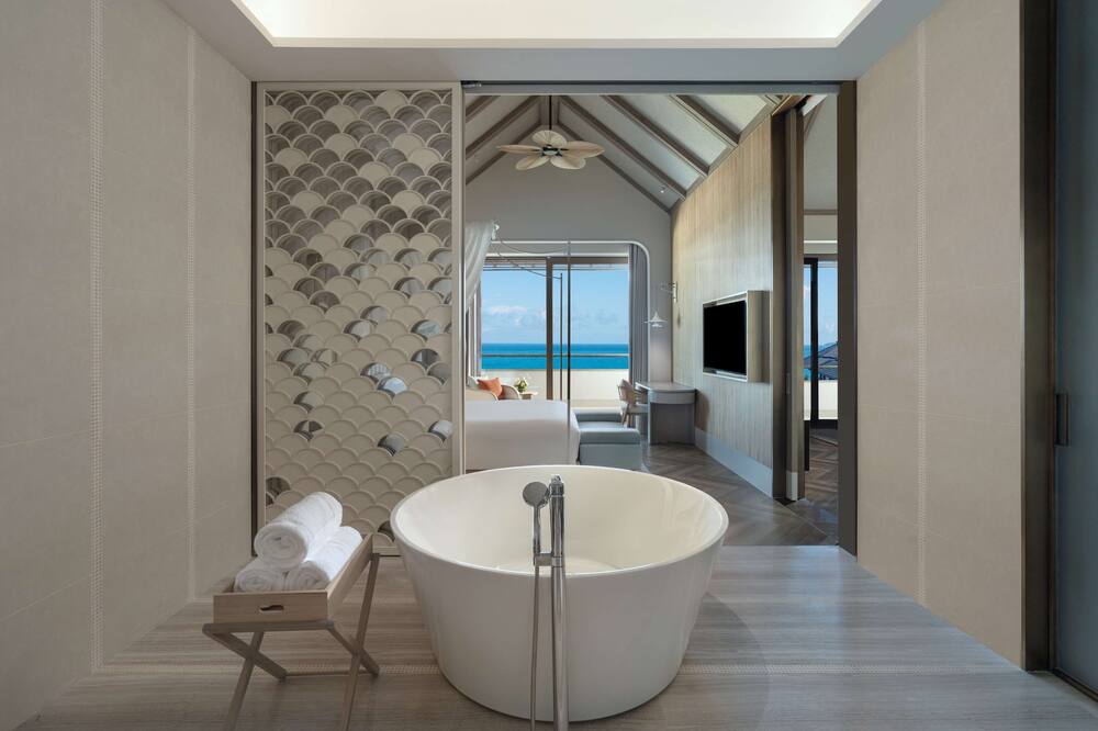 The Mermoon Resort  Hainan Tufu Bay, Tapestry Collection by Hilton 写真